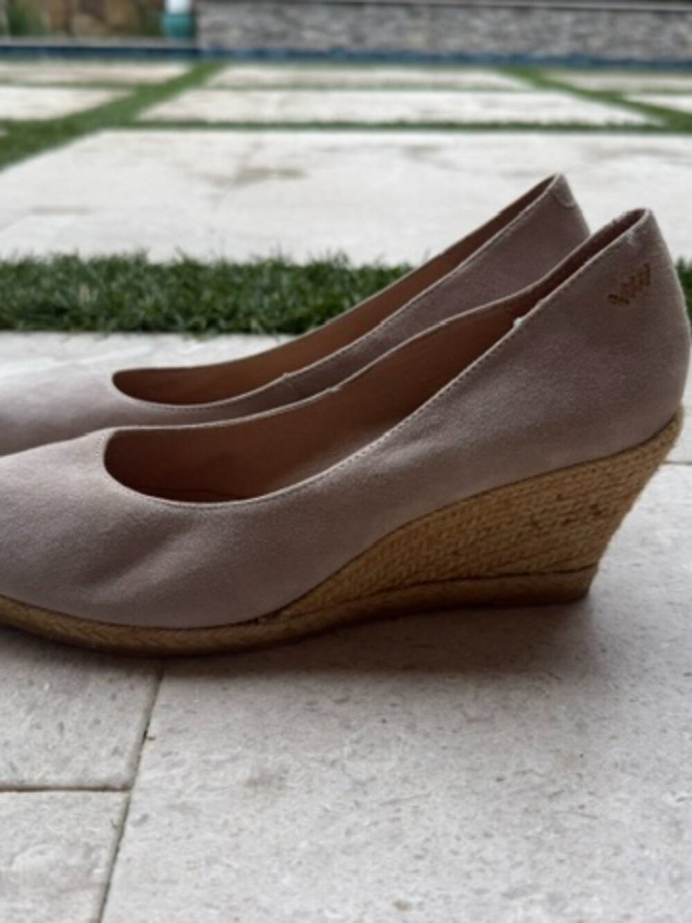 Viscata Barcelona Suede Espadrille Wedge Pumps Taupe - EU 41/US Women's 10